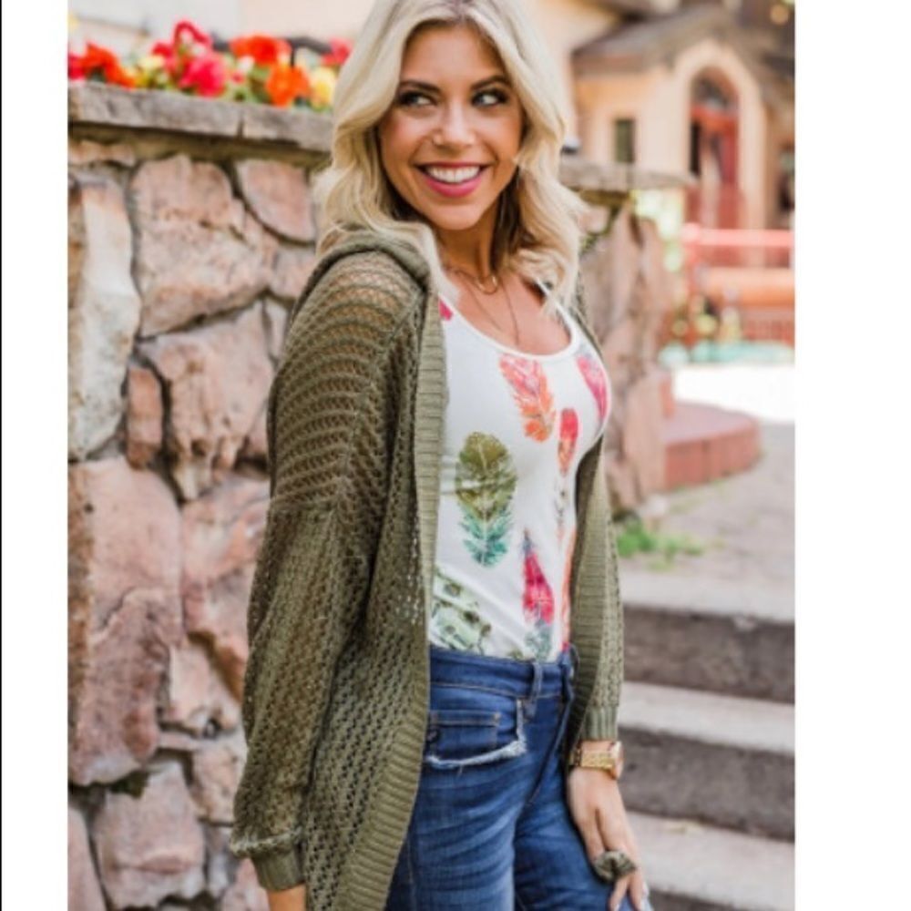 Multicolor Aztec Feather Tank Top - Picture 5 of 7